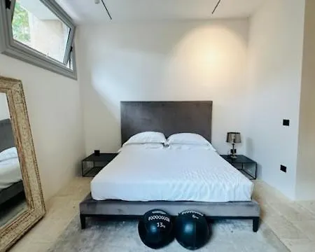Hotel La Dependance 4*