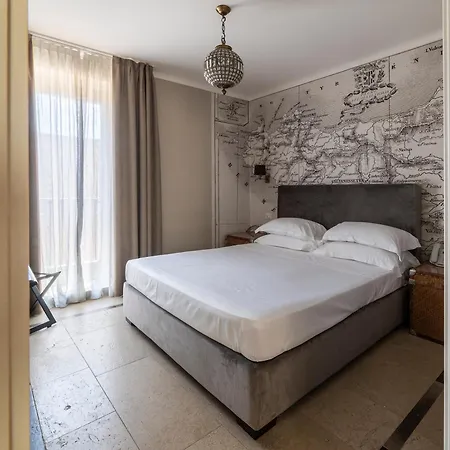 Szálloda La Dependance 4*