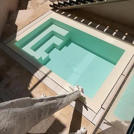 Hotell La Dependance 4*